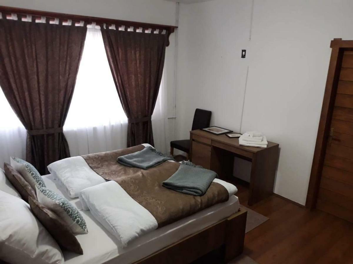 Guest House Sumski Dvor Vrhovine المظهر الخارجي الصورة